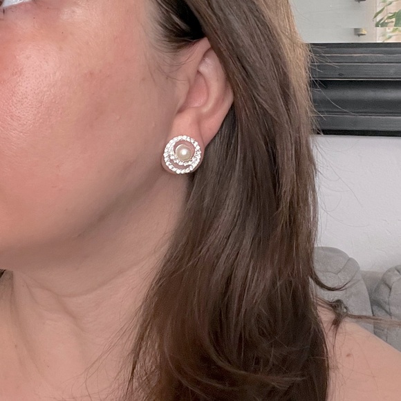 Monet Signed Faux Pearl & Crystal Rhinestone Earrings Formal Bridal - Picture 3 of 4